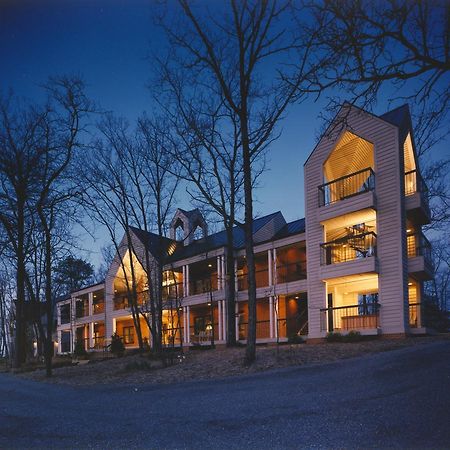 Iris Inn & Cabins Уэйнсборо Экстерьер фото