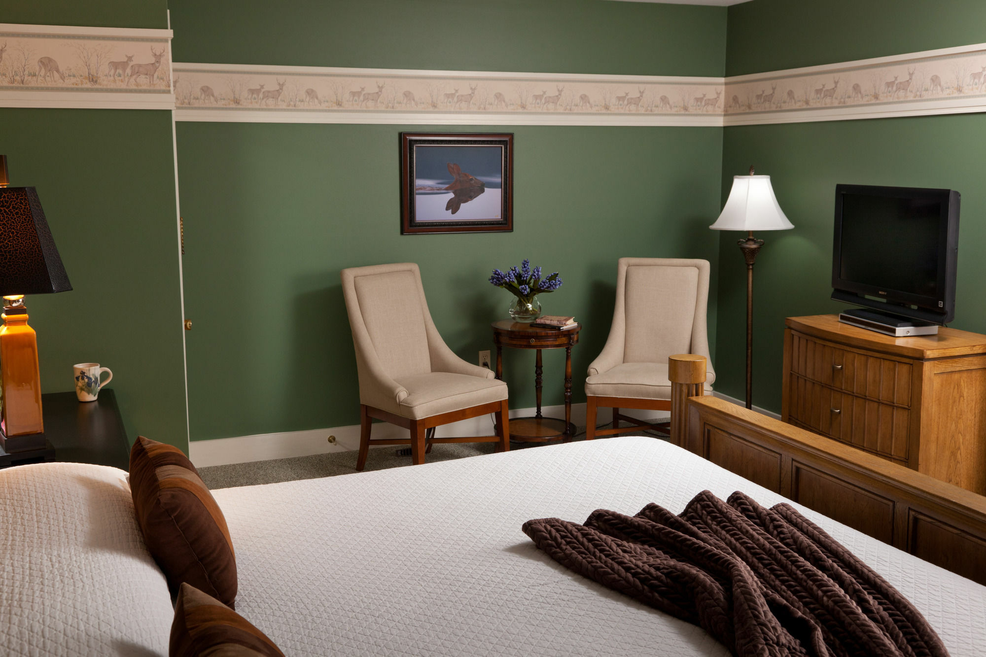 Iris Inn & Cabins Уэйнсборо Экстерьер фото